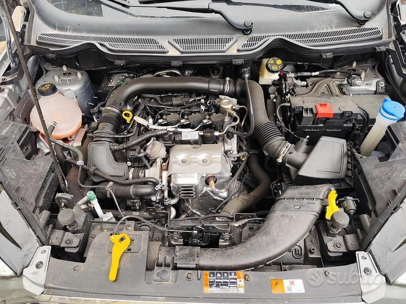 Usata Ford Ecosport 99 CV (72 kW) 2021 Grigio SUV