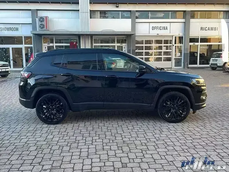 Usata Jeep Compass 131 CV (96 kW) 2022 Nero SUV