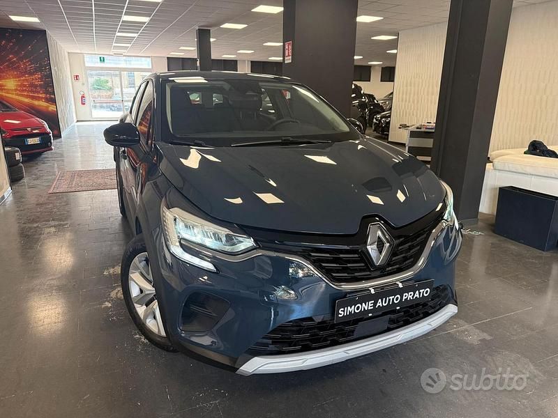 Usata Renault Captur Techno 101 CV (74 kW) 2023 Grigio SUV