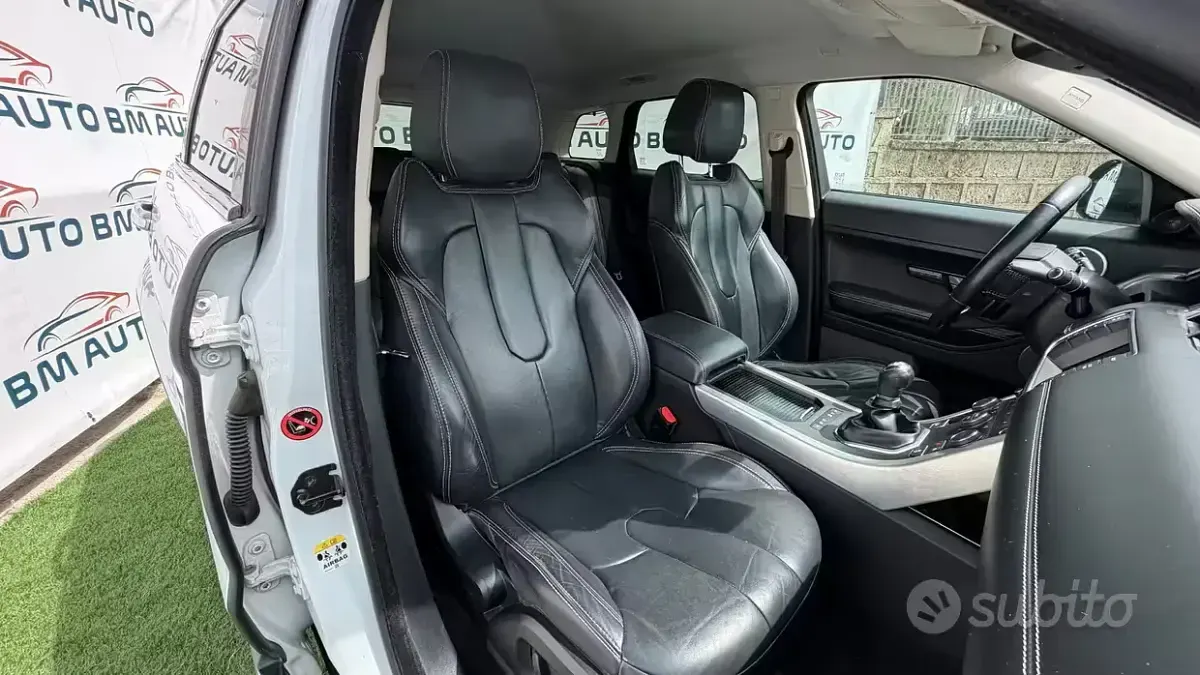 Usata Land Rover Range Rover evoque Prestige 190 CV (139 kW) 2015 Bianco Coupé