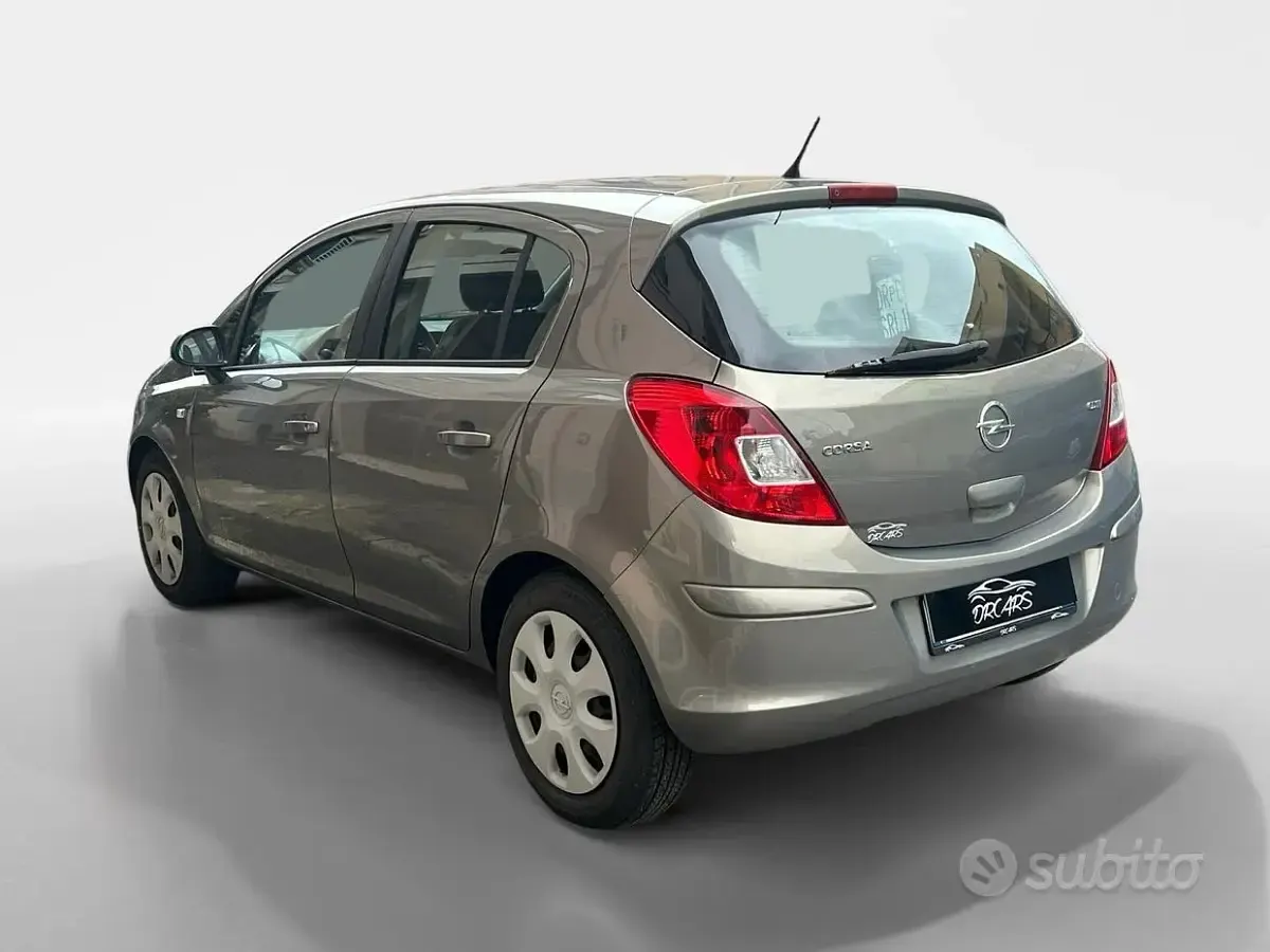 Usata Opel Corsa 75 CV (55 kW) 2014 Grigio Utilitaria