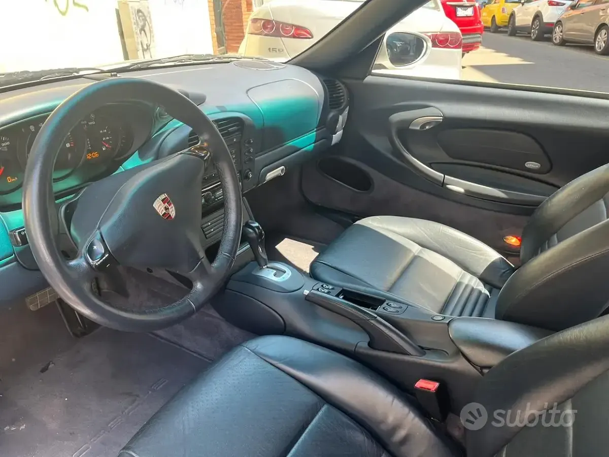 Usata Porsche 996 320 CV (235 kW) 2001 Grigio Coupé