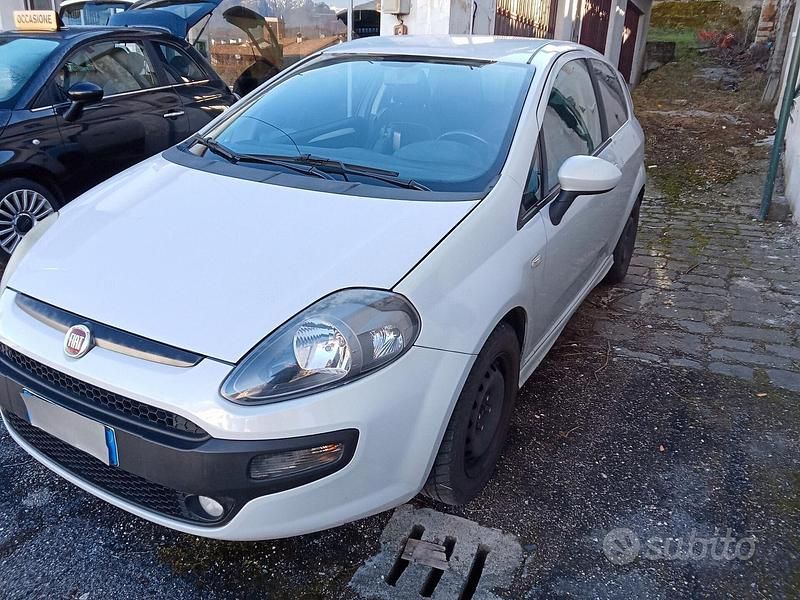 Usata Fiat Punto Evo Dynamic 90 CV (66 kW) 2010 Grigio Utilitaria