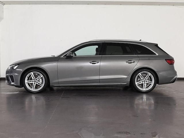 Usata Audi A4 S-Line 204 CV (150 kW) 2024 Grigio chronos metallizzato Station wagon