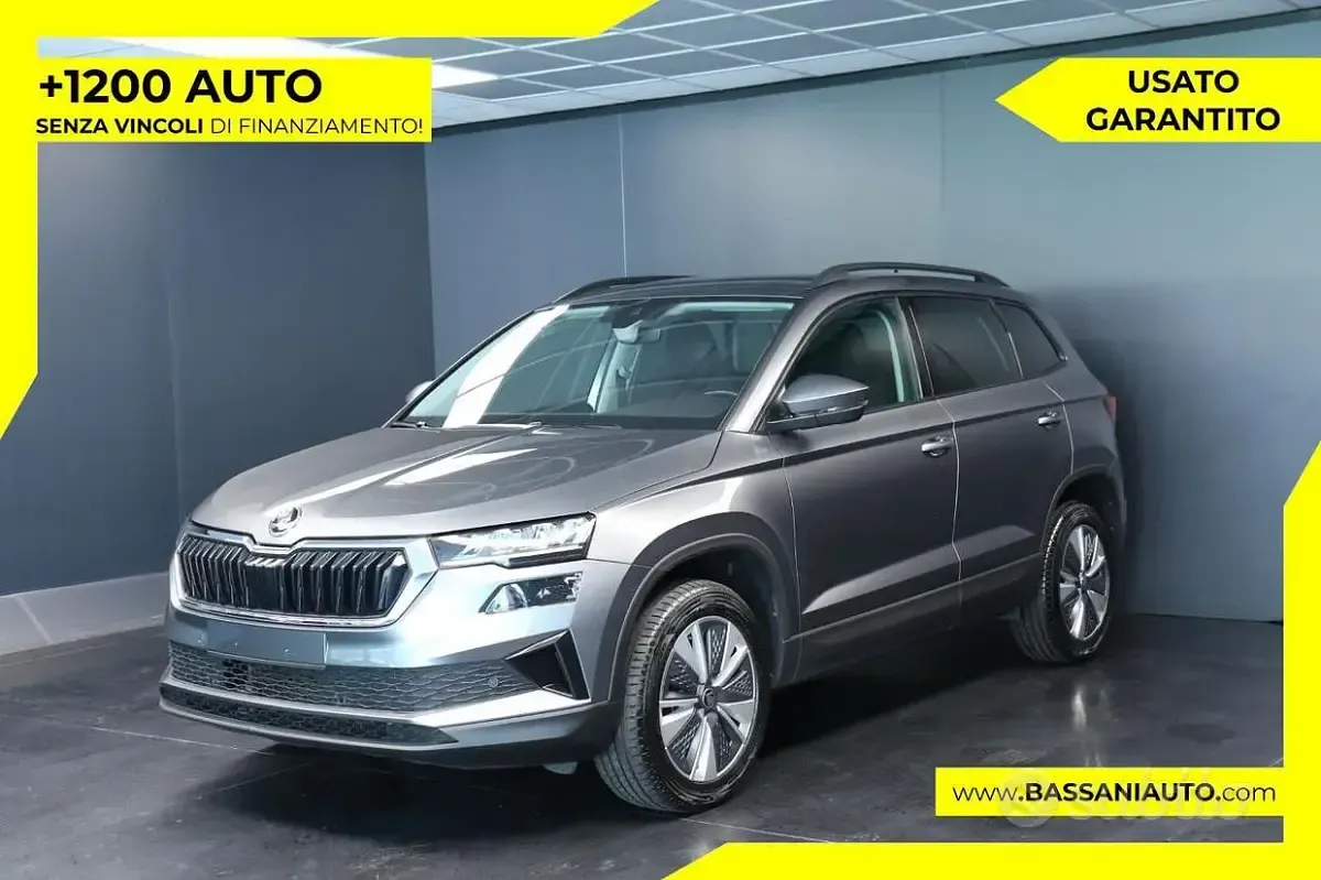 Usata Skoda Karoq Executive 116 CV (85 kW) 2024 Grigio SUV