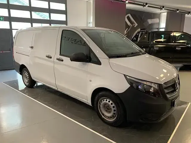 Usata Mercedes Vito 136 CV (100 kW) 2020 Bianco Furgone