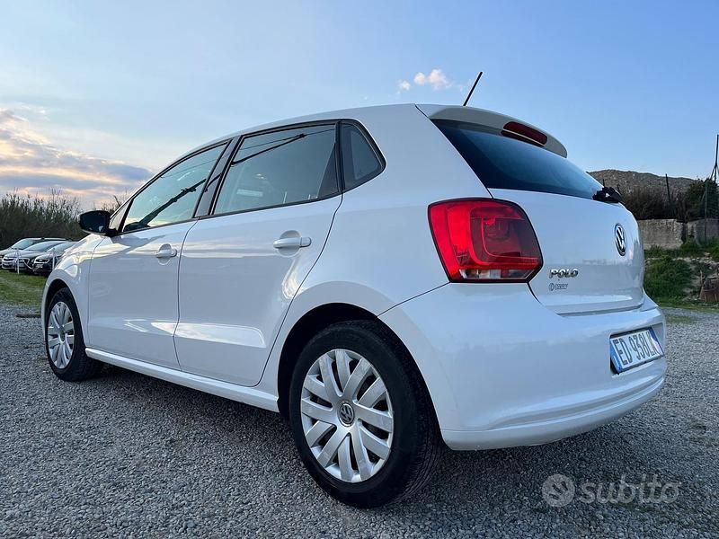 Usata VW Polo Comfortline 70 CV (51 kW) 2010 Bianco Utilitaria