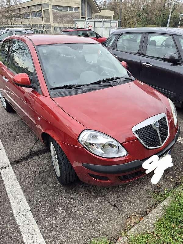 Usata Lancia Ypsilon 60 CV (44 kW) 2009 Utilitaria