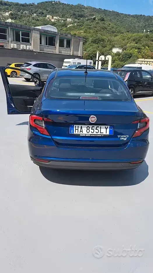 Usata Fiat Tipo 131 CV (96 kW) 2025 Bluazzurro Berlina