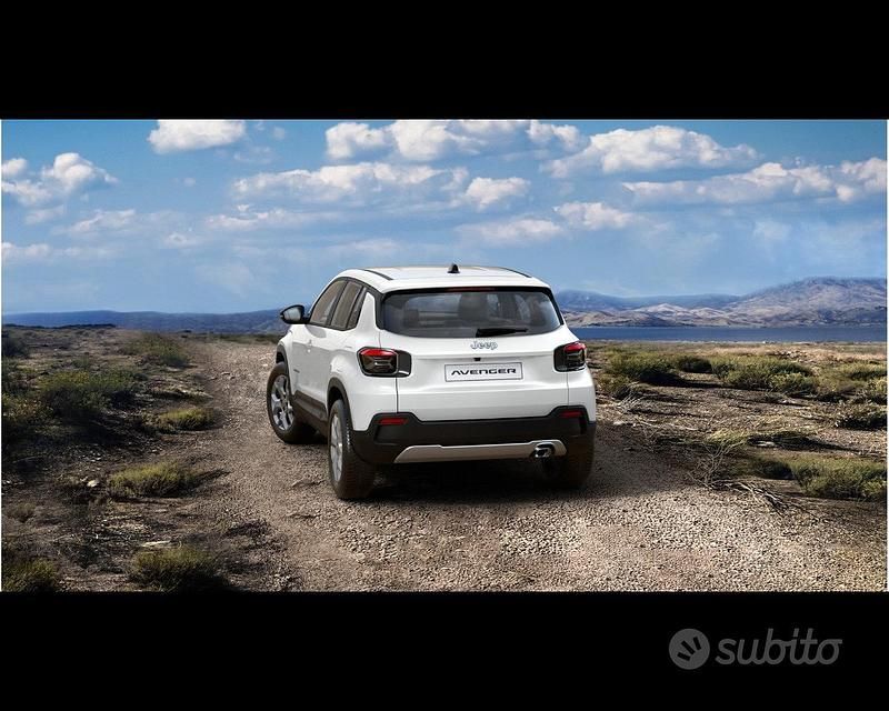 Nuova Jeep Avenger Altitude 100 CV (73 kW) 2025 Grigio SUV