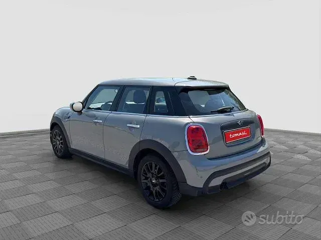 Usata Mini ONE Classic 102 CV (75 kW) 2022 Grigio Utilitaria