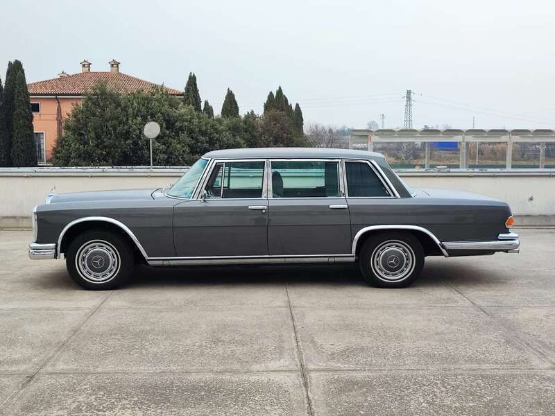 Usata Mercedes 600 250 CV (183 kW) 1972 Grigio Berlina