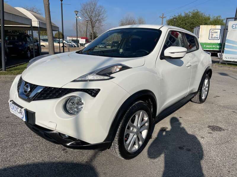 Usata Nissan Juke Acenta 110 CV (80 kW) 2015 Bianco SUV