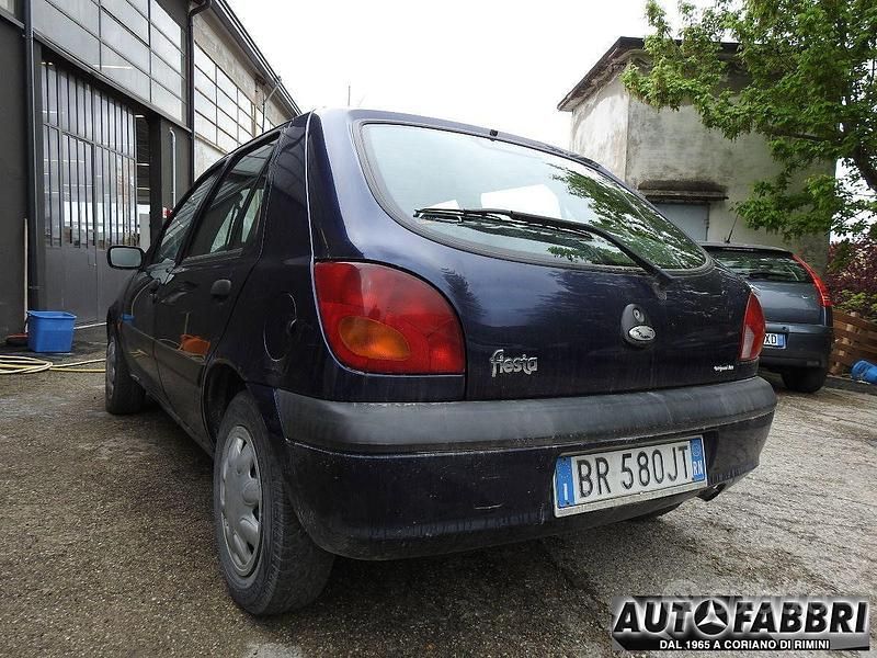 Usata Ford Fiesta Zetec 75 CV (55 kW) 2002 Utilitaria