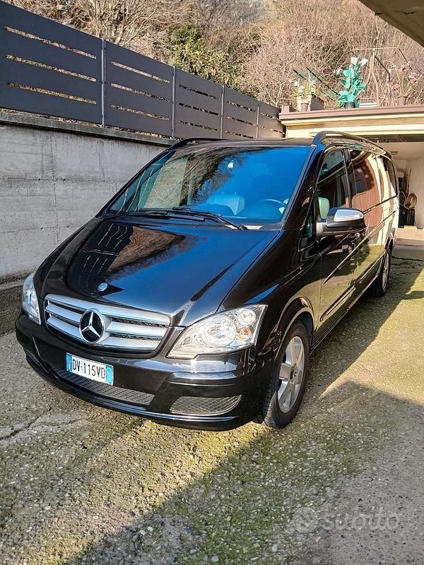 Usata Mercedes Viano 2009 Nero Monovolume