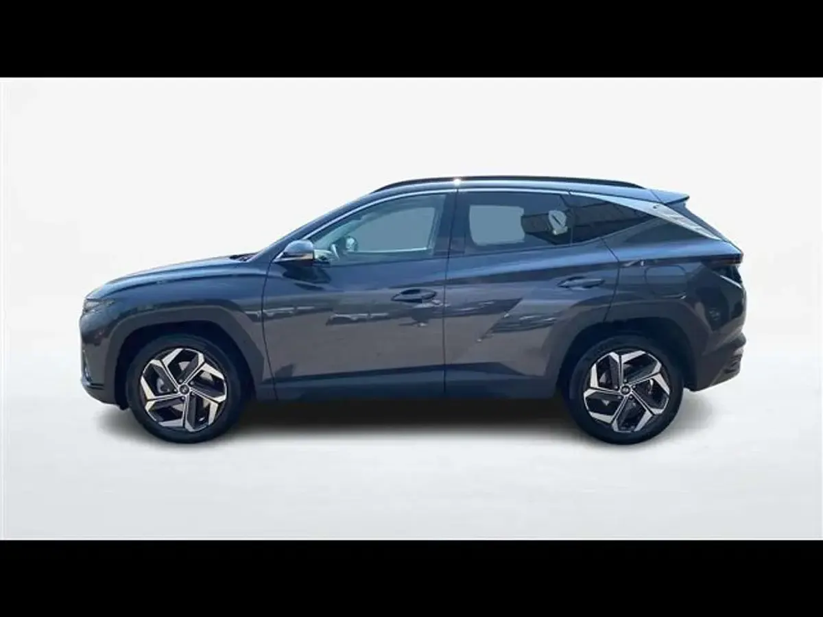 Usata Hyundai Tucson 230 CV (169 kW) 2023 Grigio scuro SUV