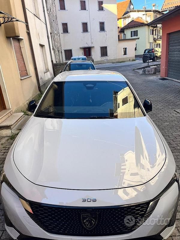 Usata Peugeot 308 GT 131 CV (96 kW) 2024 Bianco Berlina