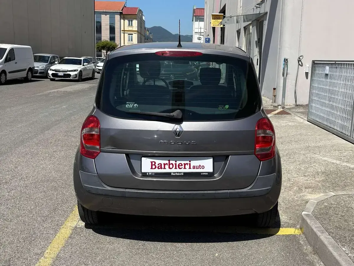 Usata Renault Modus Expression 75 CV (55 kW) 2009 Grigio Monovolume