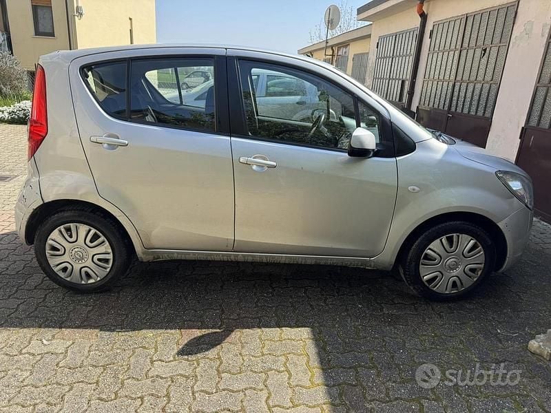 Usata Opel Agila 65 CV (47 kW) 2011 Grigio Utilitaria