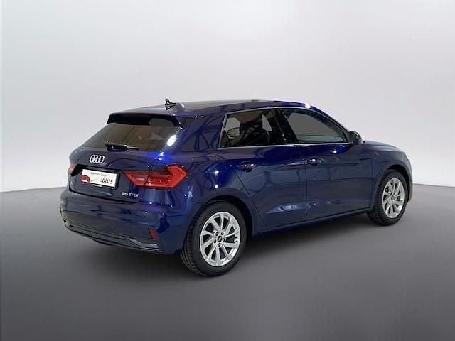 Usata Audi A1 Sportback Admired 95 CV (69 kW) 2024 Blu navarra metallizzato Utilitaria