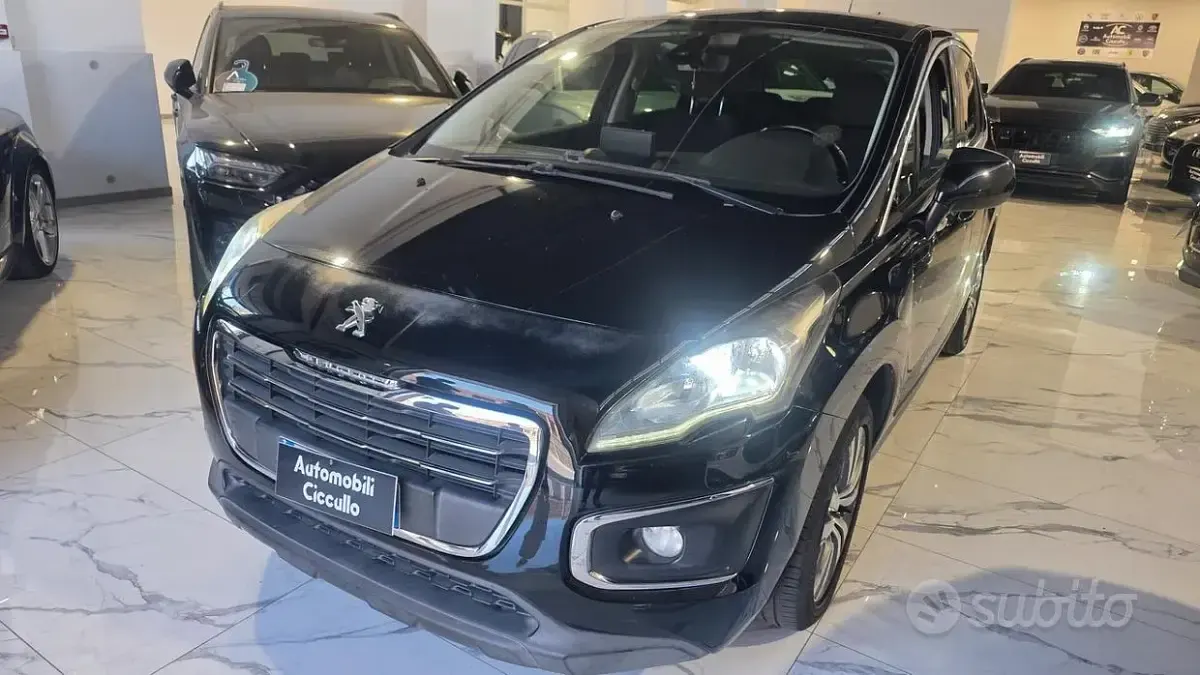Usata Peugeot 3008 Allure 120 CV (88 kW) 2016 Nero SUV