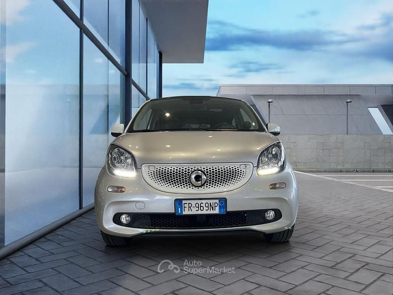 Usata Smart ForFour Passion 71 CV (52 kW) 2018 Argento Utilitaria