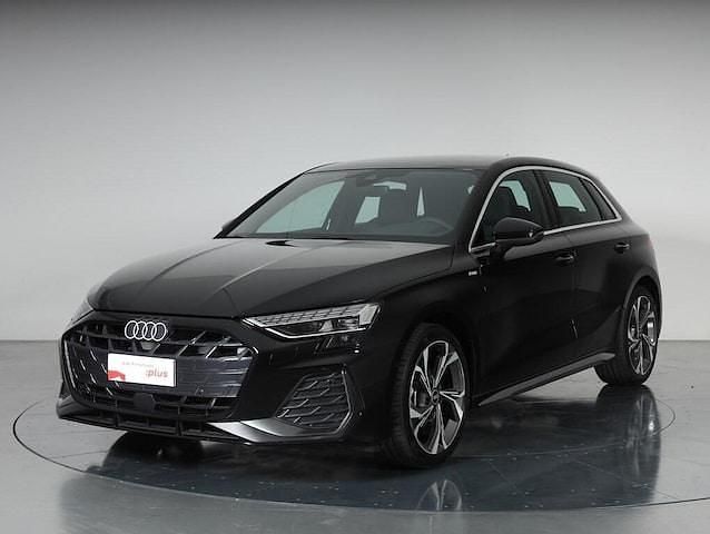 Usata Audi A3 S-Line 150 CV (110 kW) 2025 Nero mito metallizzato Berlina