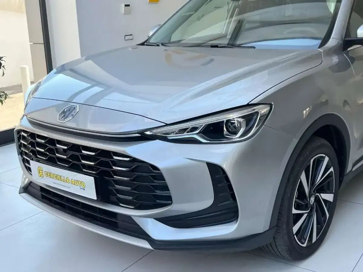 Nuova MG ZS Luxury 102 CV (75 kW) 2025 Grigio SUV