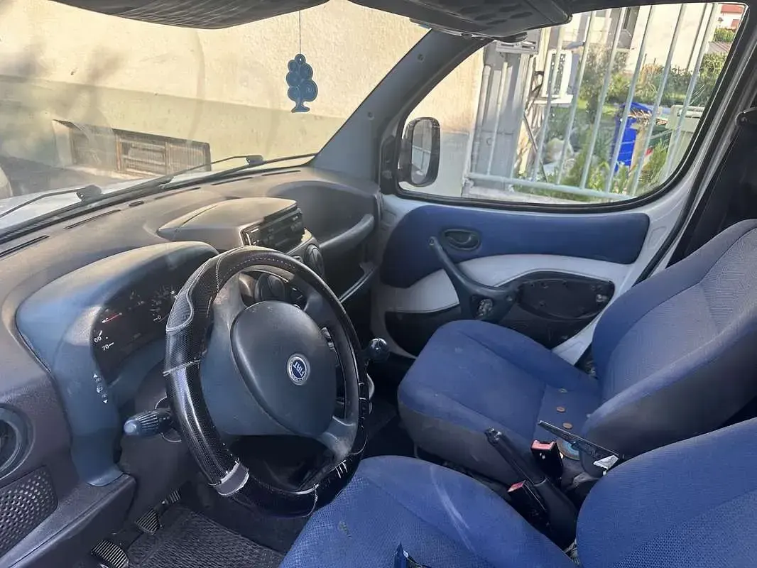 Usata Fiat Doblò 101 CV (74 kW) 2003 Monovolume