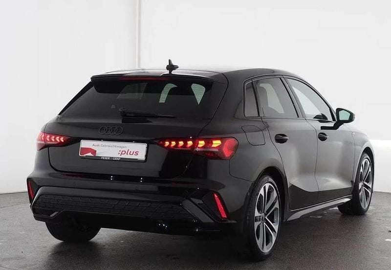 Usata Audi A3 Sportback S-Line 116 CV (85 kW) 2025 Nero Utilitaria
