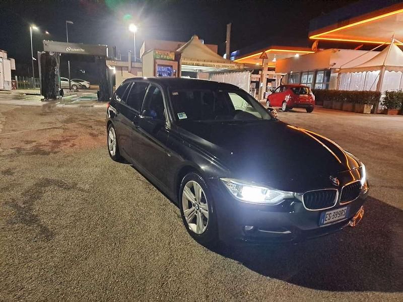 Usata BMW 320 Sport Line 184 CV (135 kW) 2013 Nero Station wagon