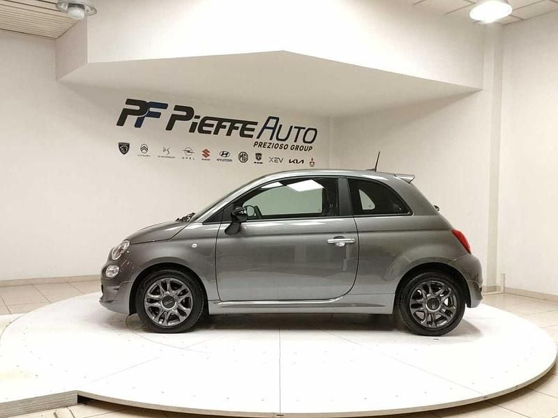 Begagnad Fiat 500 Connect 70 HK (51 kW) 2021 Grå Halvkombi