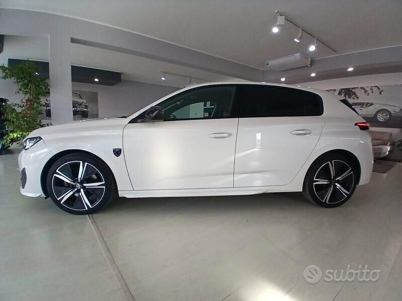Usata Peugeot 308 GT 131 CV (96 kW) 2023 Bianco Berlina