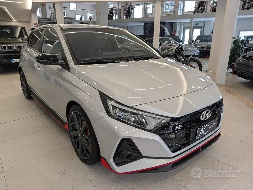 Usata Hyundai i20 N Performance 204 CV (150 kW) 2023 Grigio Utilitaria