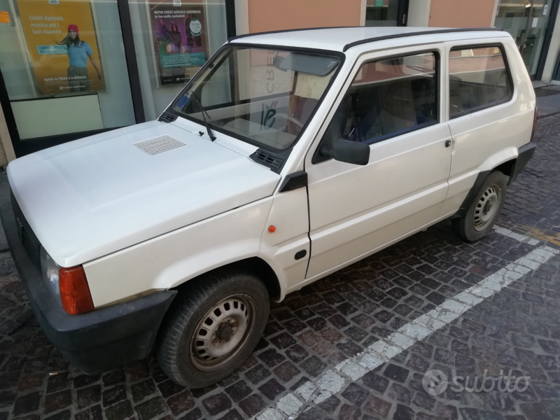Usato 2002 Fiat Panda 1.1 Benzin 54 CV (3.800 €)