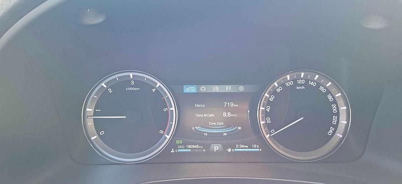Usata SsangYong Rexton 181 CV (133 kW) 2019 Argento SUV