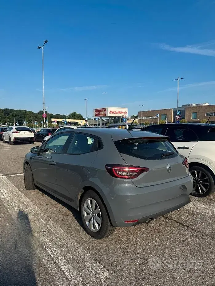 Usata Renault Clio V Life 65 CV (47 kW) 2019 Grigio Berlina