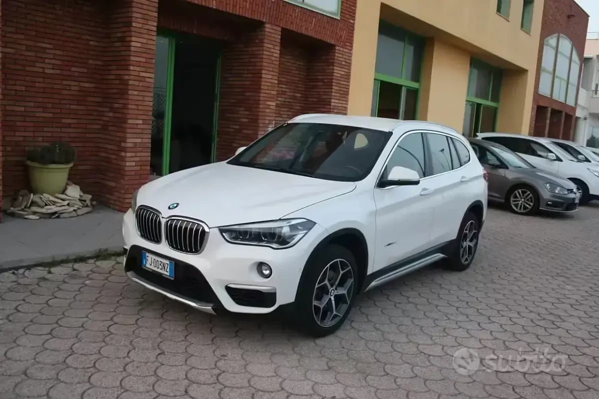 Usata BMW X1 xLine 150 CV (110 kW) 2017 Bianco SUV