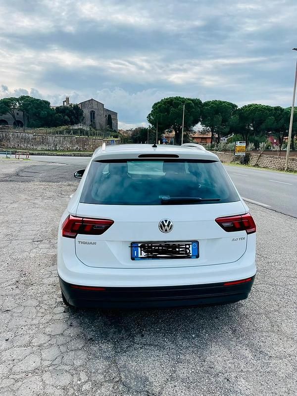 Usata VW Tiguan Business 150 CV (110 kW) 2017 Bianco SUV