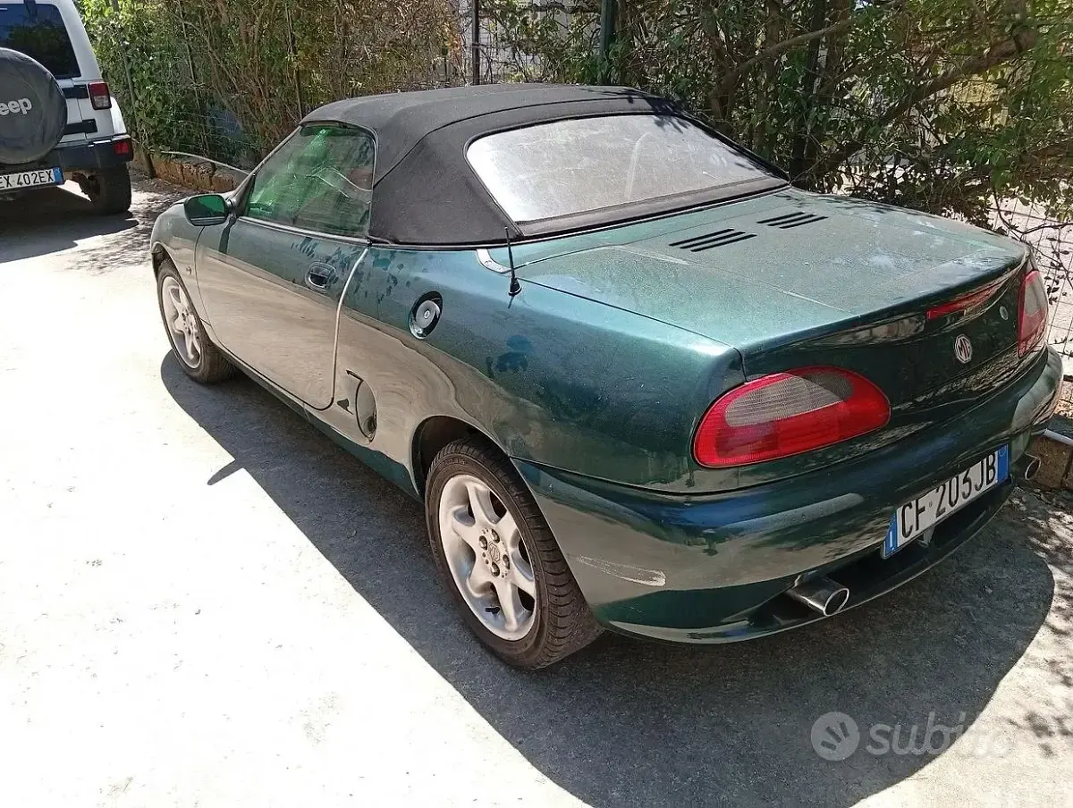 Usata MG F 120 CV (88 kW) 2003 Verde Cabrio