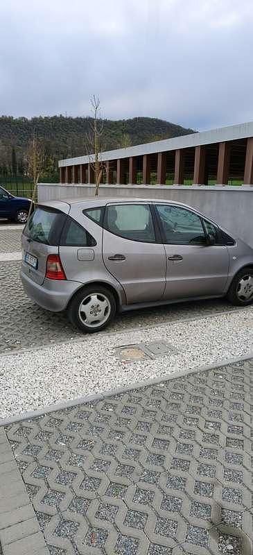 Usata Mercedes A160 Elegance 102 CV (75 kW) 1999 Monovolume