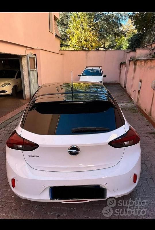 Usata Opel Corsa 75 CV (55 kW) 2023 Berlina