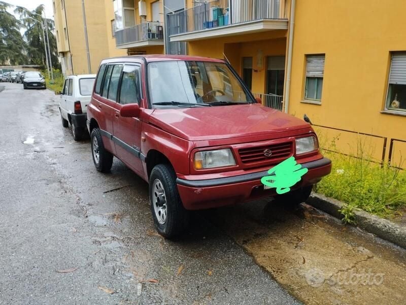 Usata Suzuki Vitara 96 CV (70 kW) 1994 SUV