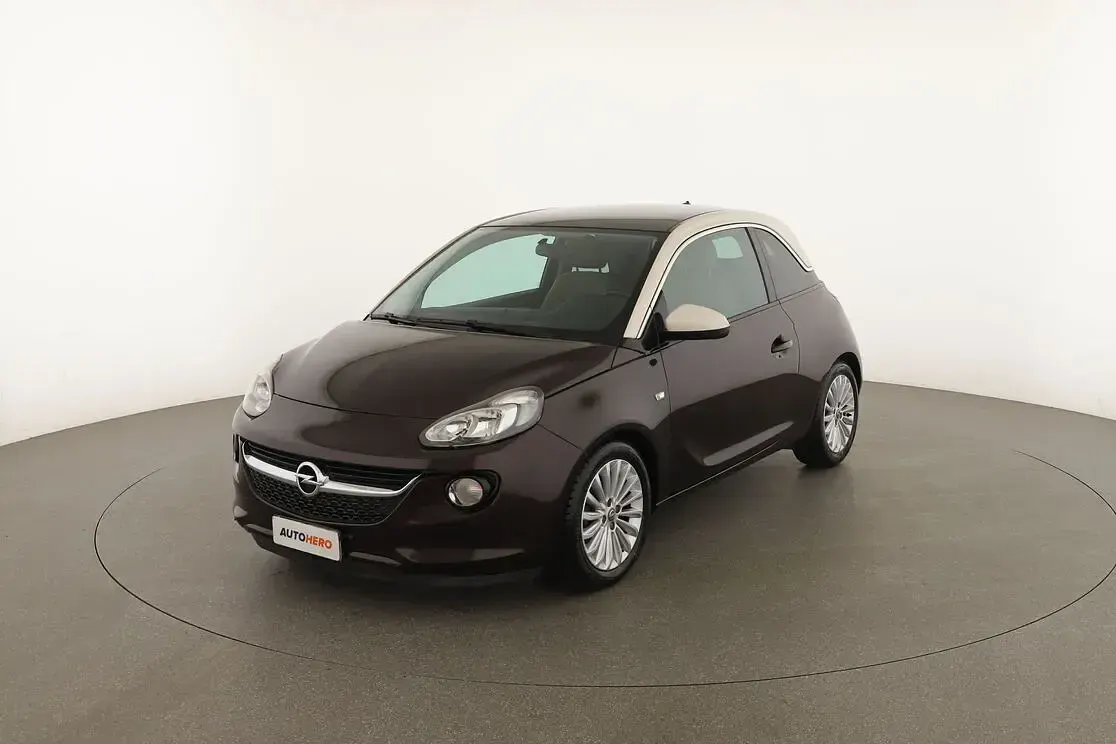 Usata Opel Adam Glam 70 CV (51 kW) 2015 Utilitaria