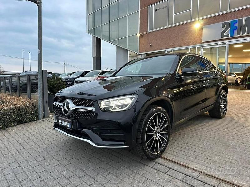 Usata Mercedes GLC220 Premium 194 CV (142 kW) 2019 Nero SUV