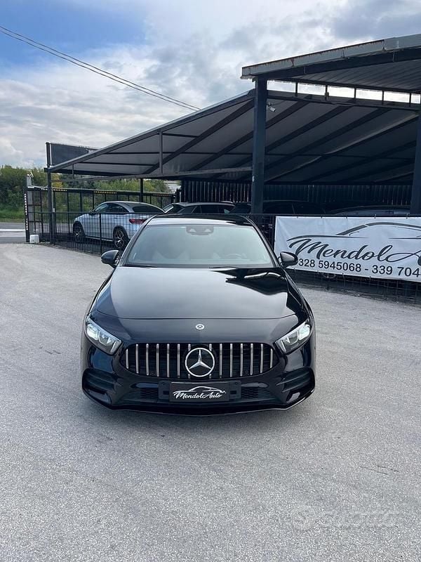 Usata Mercedes A200 Premium 149 CV (109 kW) 2019 Nero Berlina