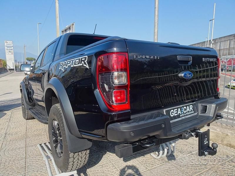 Usata Ford Ranger Limited 213 CV (156 kW) 2022 Nero Pick-up