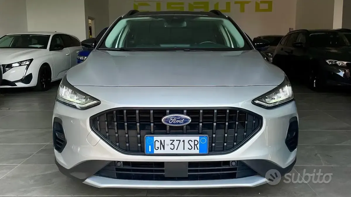 Usata Ford Focus Active 116 CV (85 kW) 2023 Grigio Berlina