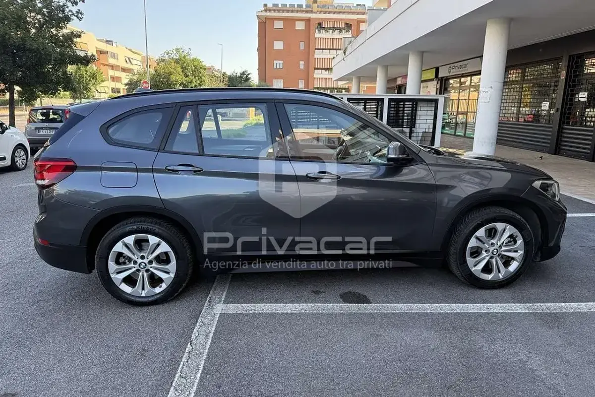 Usata BMW X1 Advantage 125 CV (91 kW) 2021 Grigio SUV