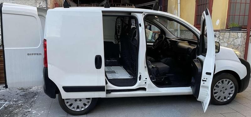Usata Peugeot Bipper 75 CV (55 kW) 2015 Monovolume